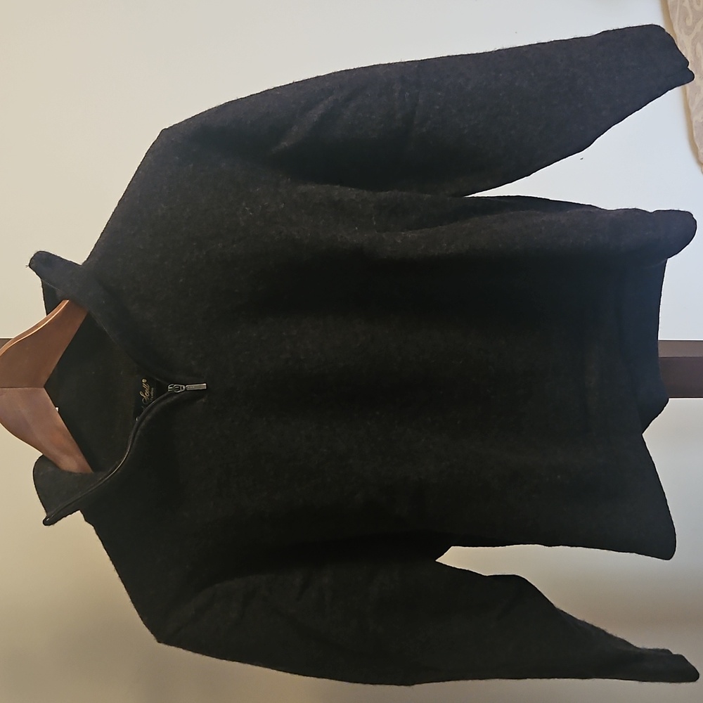 Kids Black Quarter-Zip Sweater Size XL